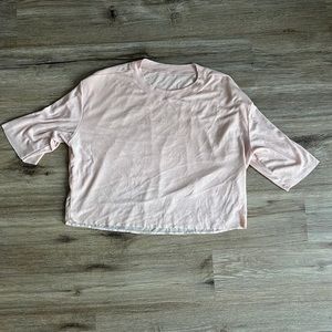 Light pink alo tee